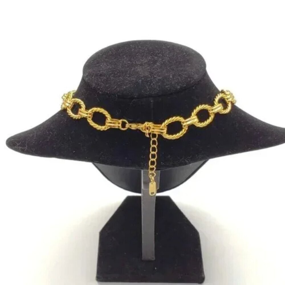 Authentic Louis Vuitton Lock & Key with Gold Plated Gold Chain Necklace 013126 - Picture 3 of 8
